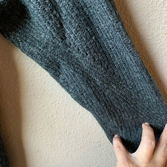 American Eagle Cardigan. Dark gray. Oversized. Size XS/S. - Picture 6 of 9